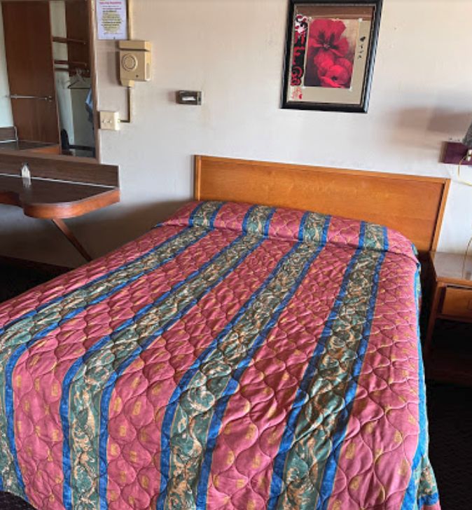 Clair Inn (Travelers Lodge, Travelers Lodge) - Clair Inn Motel (newer photo)